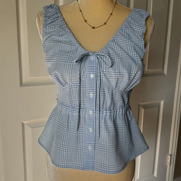 ASTR LIGHT BLUE AND WHITE GINGHAM TOP SIZE M MEDIUM - Picture 3 of 17